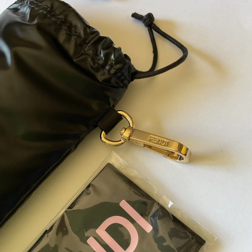 FENDI LARGE PUFFER SUNGLASSES POUCH BLACK PALE PINK LOGO AND CLEANING CLOTH NEW